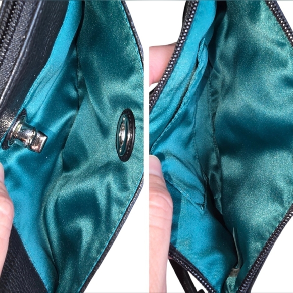 EUC Coach Park Medium Turnlock wristlet black pebbled leather F49472 - Picture 9 of 10